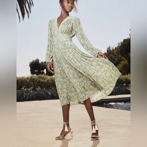 Lulus Garden Dancer Green Floral Midi Dress Size M NWT